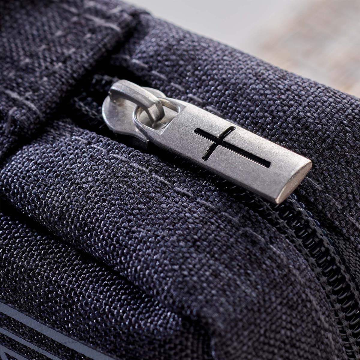 Be Strong in the Lord Gray Value Bible Cover - Ephesians 6:10