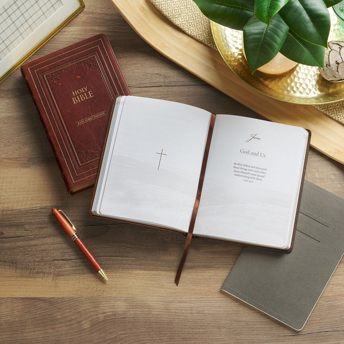 Amazing Grace Two-Tone Brown Faux Leather Daily Devotional