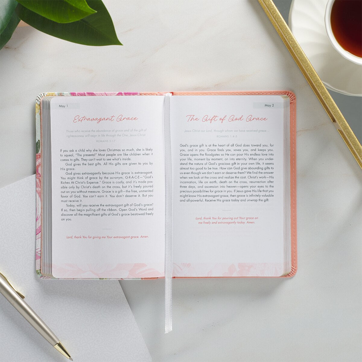 Quiet Time Moments for Women Daily Devotional