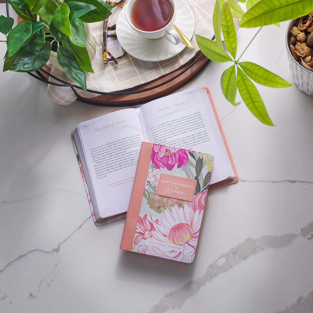 Quiet Time Moments for Women Daily Devotional