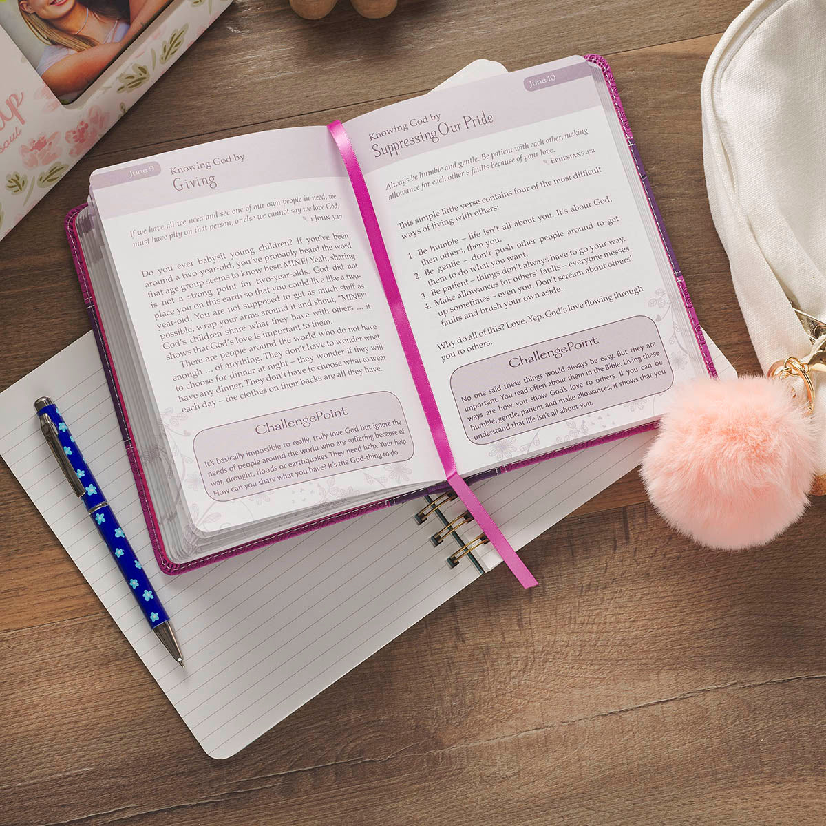 365 Days to Knowing God for Girls Devotional