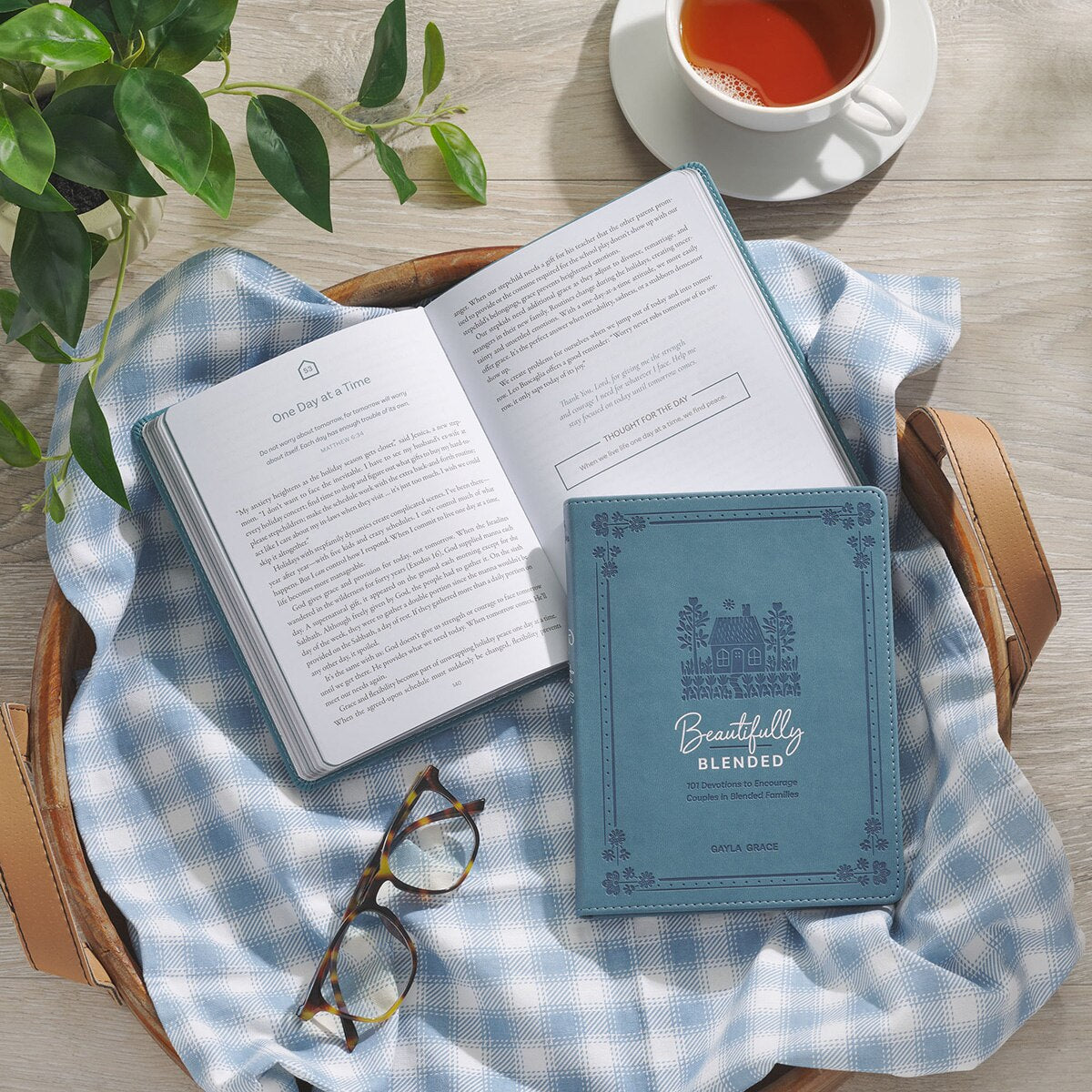 Beautifully Blended Blue Faux Leather Daily Devotional for Couples