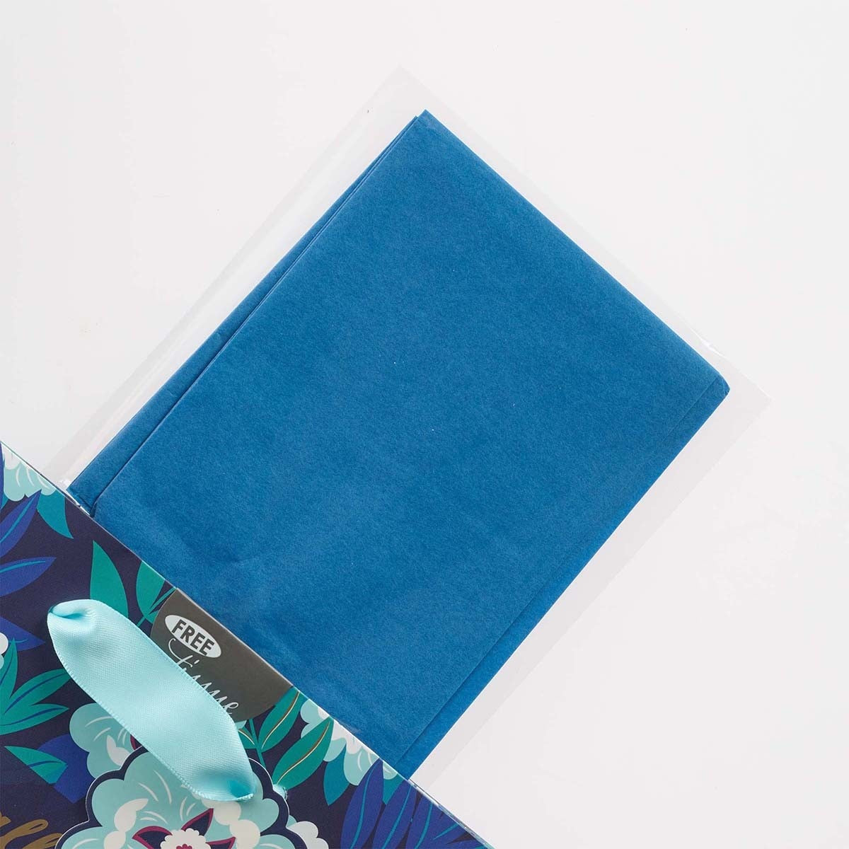 God Works For Good Medium Gift Bag - Romans 8:28