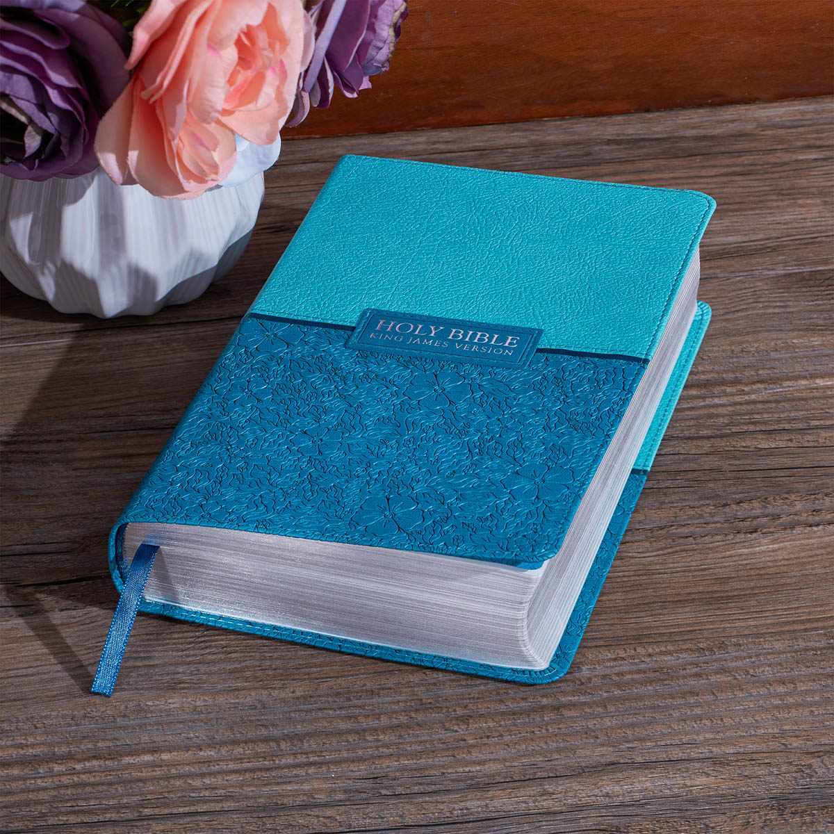Blue Two-tone Faux Leather Giant Print  Standard-size King James Version Bible