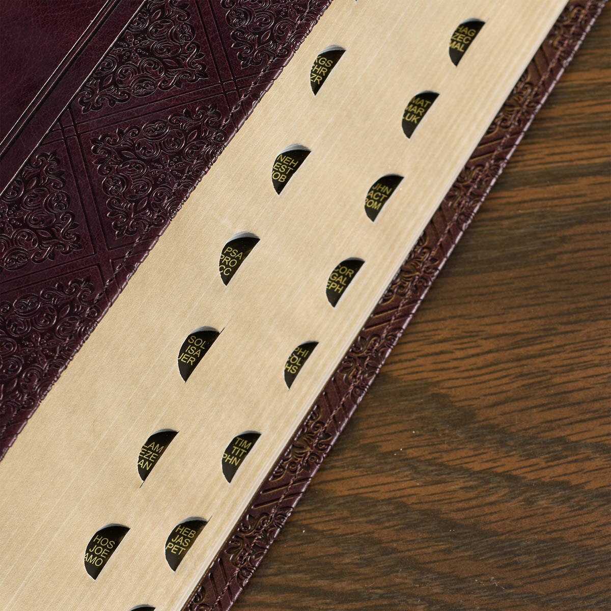 Dark Brown Faux Leather Giant Print Standard-size King James Version Bible with Thumb Index